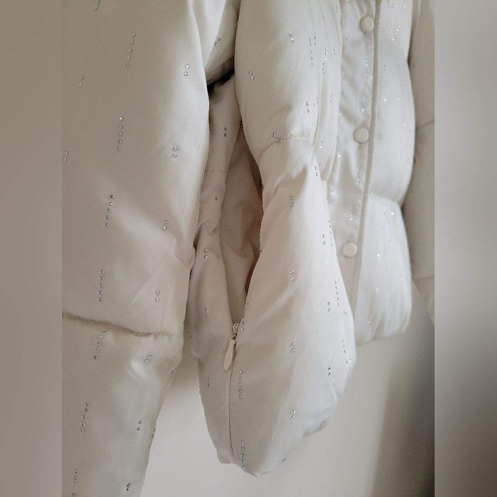 CeCe Ivory Rhinestone Puffer Jacket Size Small - Picture 5 of 15